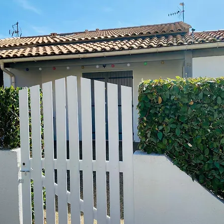 別荘 Agence Jf Immo - V0276 - Maison Dans Avec Piscine Pour 6 Personnes *